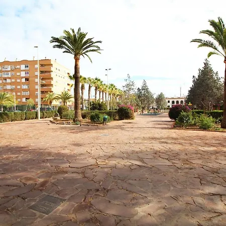 Daire Global Properties, Los Claveles - Practico Apartamento Con Wifi En *