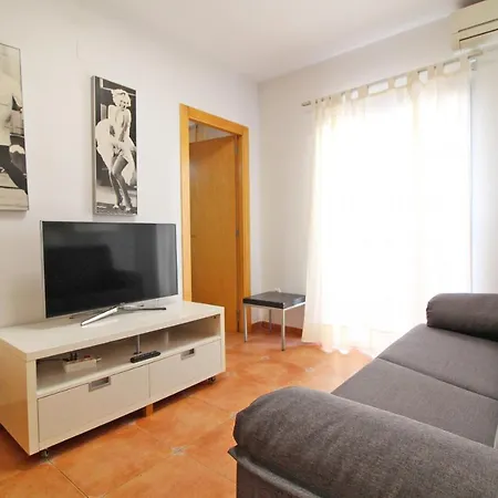 Global Properties, Los Claveles - Practico Apartamento Con Wifi En *
